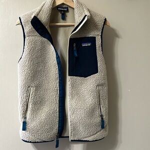 100% cute Patagonia sheep Vest, size XXS (like XS)